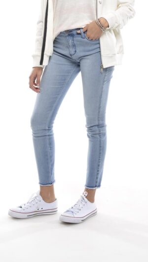 VALERIA LIGHT JEANS